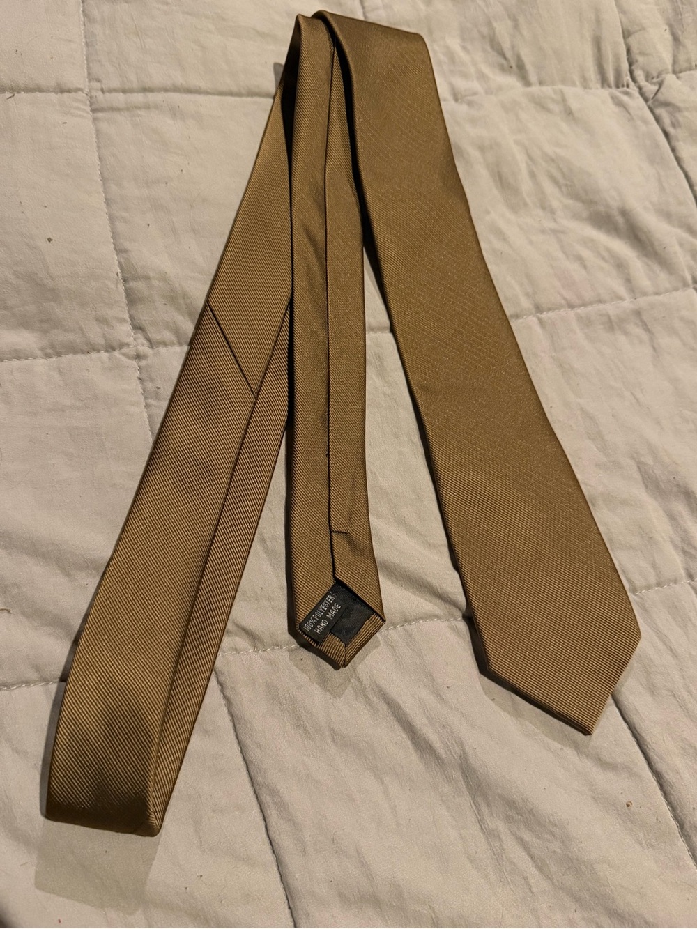 Classic Men's Tan Solid Tie - Sleek Everyday Accessory